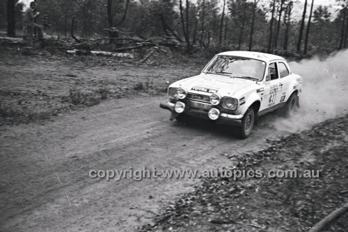 Southern Cross Rally 1975 - Code - 75-T SC61075-051