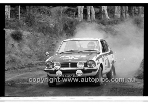 Southern Cross Rally 1977 - Code -77-T81077-044