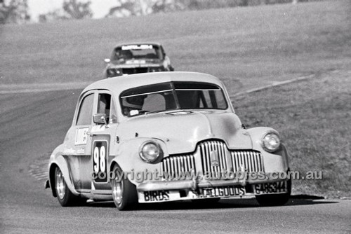 Paul Lawrence, Holden FX - Oran Park 6th July 1980  - Code - 80-OP06780-050