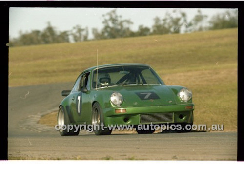Chris Hones, Porsche 911 - Oran Park 6th July 1980  - Code - 80-OPC6780-008