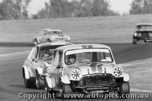 73074 - Roger Reece Morris Cooper S / Colin Bond Holden Torana V8 - Oran Park 1973