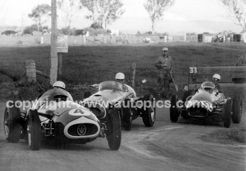 58561 -  Stan Jones, Maserati 250F - Ted Gray, Tornado - Lex Davison, Ferrari 625 - Australian Grand Prix (AGP) - Bathurst 1958