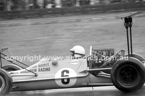 69557 - Frank Gardner - Brabham Alfa  - Tasman Series - Warwick Farm 19th February 1969 - Photographer John Lindsay