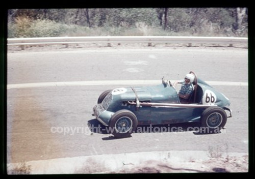 Tamworth Hill Climb 1968 - Photographer Geoff Arthur - Code 68125