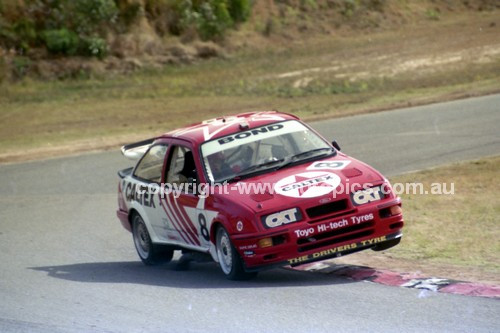 90323 - Colin Bond, Sierra RS500 - Amaroo Park 5th August 1990 - Photographer Lance J Ruting