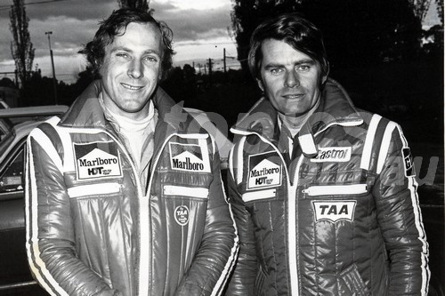 75096 - John Walker & Colin Bond - Holden Dealer Team - 1975 - Photographer Peter D' Abbs
