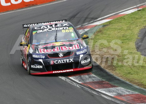 15705 - Craig Lowndes - Commodore VF Winner of the  Bathurst 1000 - 2015