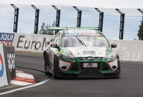 17043-a - Hadrian Morrall, Aaron Seton, Glen Seton - Ford Focus V8  - 2017 Bathurst 12 Hour