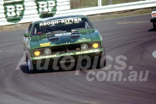 77855  - Graham Ritter & Jim Keogh Falcon XB-GT - Bathurst  1977 - Photographer Bob Jess