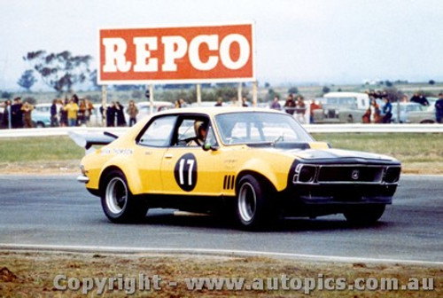 71096 - Bryan Thomson Holden Torana  - Calder 1972