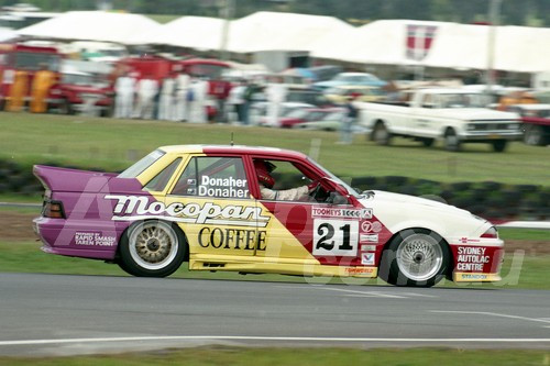93773 - MICHAEL DONAHER / LAURIE DONAHER - Commodore VL -  Bathurst 1993  - Photographer Marshall Cass
