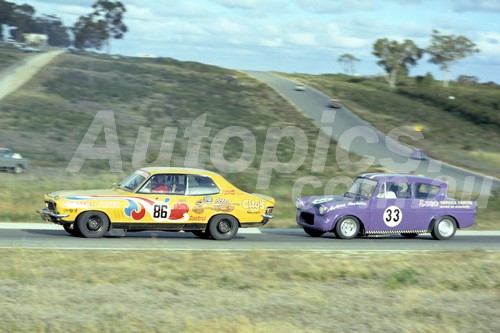 74163 -  Glen Nichols Cortina & John McGregor, Torana - Wanneroo 24th November 1974 - Photographer Tony Burton