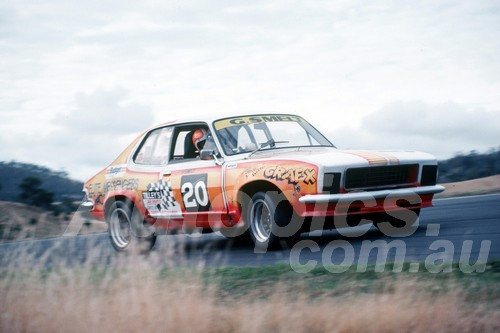 77124 - GRAHAM SMELT Torana, XU1  - Baskerville 20th March 1977 - Photographer Keith Midgley