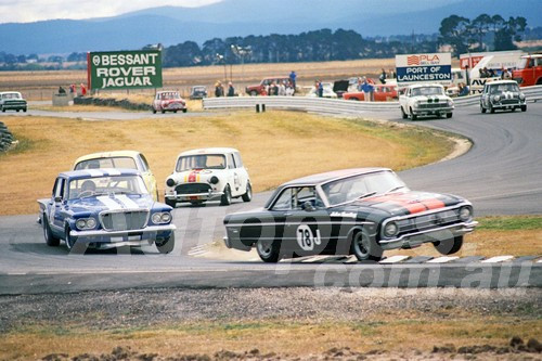 87095 - John Routley Ford XM Coupe & Barry Cassidy, Valiant -  Symmons Plains 8th March 1987 - Photographer Keith Midgley