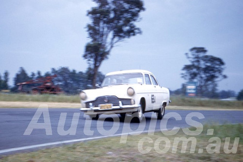 61049 - Don Algie - Zephyr - Warwick Farm 1961 - Photographer Peter Wilson