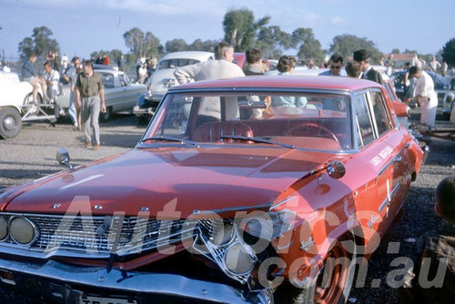 63059 - Lex Davison, Ford Galaxie - Sandown 1963 - Barry Kirkpatrick Collection