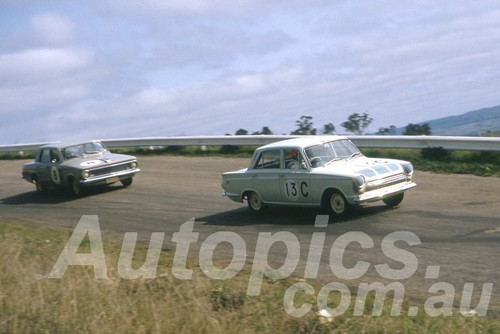 63741 - Bruce Mcphee & Graham Ryan, Ford Cortina GT -  Armstrong 500 Bathurst 1963 - Peter Wilson Collection