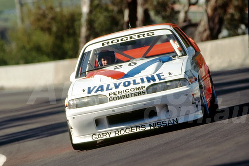 90801  -  Gary ROGERS / GRAHAM MOORE, COMMODORE VL - Tooheys 1000 Bathurst 1990 - Photographer Ray Simpson