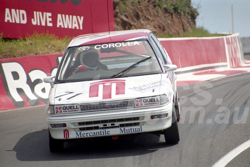 91835 - RON SEARLE / DON GRIFFITHS, TOYOTA COROLLA - 1991 Bathurst Tooheys 1000 - Photographer Ray Simpson