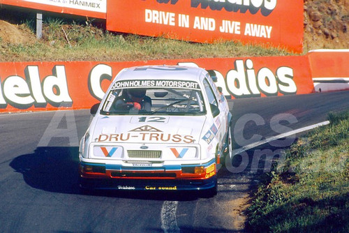 91842 - TONY SCOTT / RAY LlNTOTT / JOHN ENGLISH, FORD SIERRA - 1991 Bathurst Tooheys 1000 - Photographer Ray Simpson