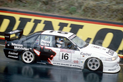 92790 -  WIN PERCY / ALLAN GRICE, COMMODORE VP - 1992 Bathurst Tooheys 1000 - Photographer Lance J Ruting