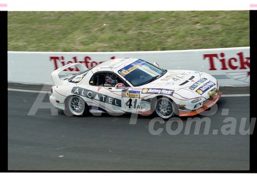 Bathurst FIA 1000 15th November 1999 - Photographer Marshall Cass - Code 99-MC-B99-068