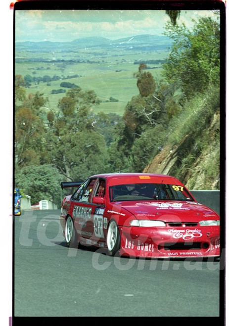 Bathurst FIA 1000 15th November 1999 - Photographer Marshall Cass - Code 99-MC-B99-088