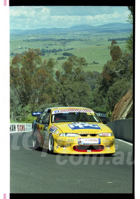 Bathurst FIA 1000 15th November 1999 - Photographer Marshall Cass - Code 99-MC-B99-092