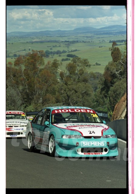 Bathurst FIA 1000 15th November 1999 - Photographer Marshall Cass - Code 99-MC-B99-096