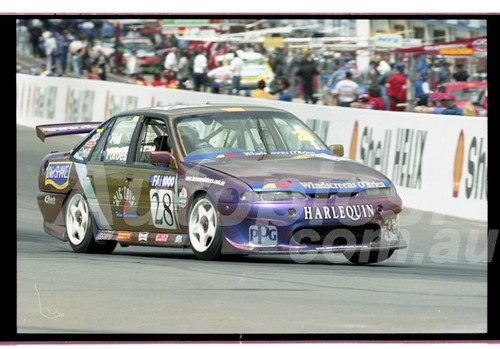 Bathurst FIA 1000 15th November 1999 - Photographer Marshall Cass - Code 99-MC-B99-126
