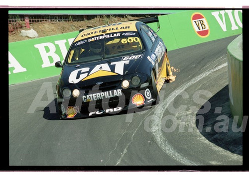 Bathurst FIA 1000 15th November 1999 - Photographer Marshall Cass - Code 99-MC-B99-158