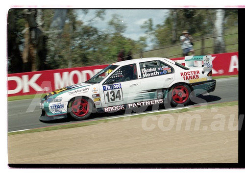Bathurst FIA 1000 15th November 1999 - Photographer Marshall Cass - Code 99-MC-B99-196