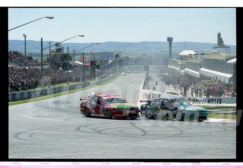 Bathurst FIA 1000 15th November 1999 - Photographer Marshall Cass - Code 99-MC-B99-451