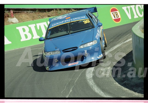 Bathurst FIA 1000 15th November 1999 - Photographer Marshall Cass - Code 99-MC-B99-610