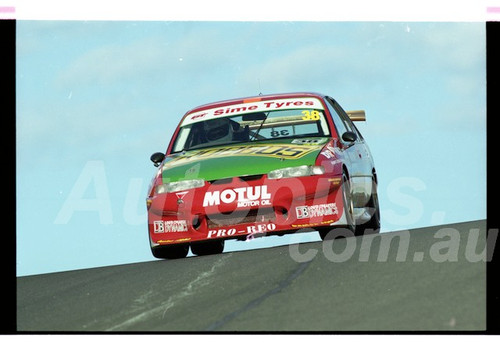 Bathurst FIA 1000 15th November 1999 - Photographer Marshall Cass - Code 99-MC-B99-1015