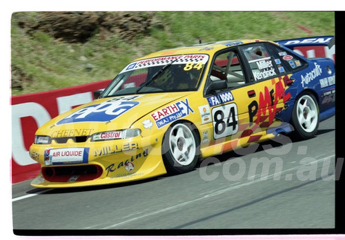 Bathurst FIA 1000 15th November 1999 - Photographer Marshall Cass - Code 99-MC-B99-1061