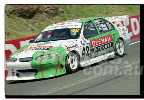 Bathurst FIA 1000 15th November 1999 - Photographer Marshall Cass - Code 99-MC-B99-1067