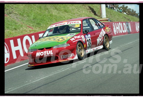 Bathurst FIA 1000 15th November 1999 - Photographer Marshall Cass - Code 99-MC-B99-1076