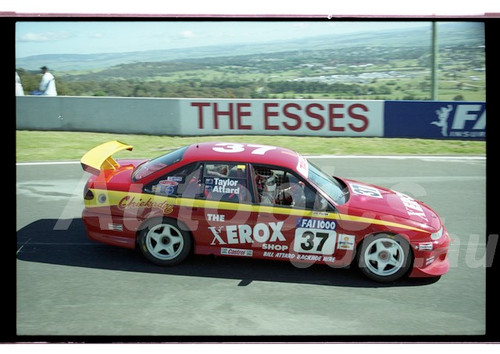 Bathurst FIA 1000 15th November 1999 - Photographer Marshall Cass - Code 99-MC-B99-1099