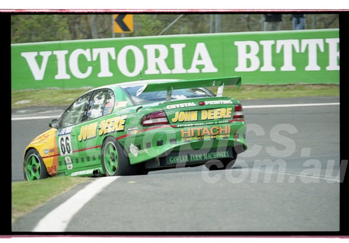 Bathurst FIA 1000 15th November 1999 - Photographer Marshall Cass - Code 99-MC-B99-1160