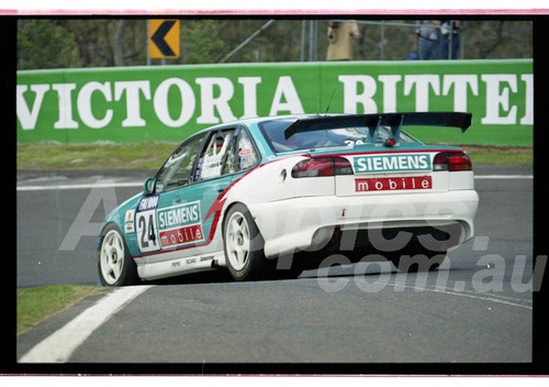 Bathurst FIA 1000 15th November 1999 - Photographer Marshall Cass - Code 99-MC-B99-1188