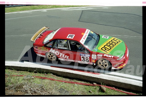 Bathurst FIA 1000 15th November 1999 - Photographer Marshall Cass - Code 99-MC-B99-1218