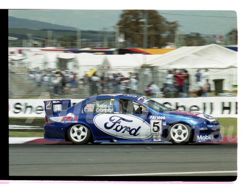 Bathurst FIA 1000 15th November 1999 - Photographer Marshall Cass - Code 99-MC-B99-1228