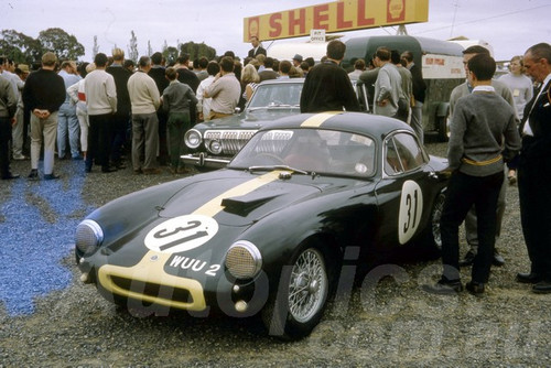 65588 - D. Leighton, Lotus Elite - Sandown 1965 - Jim Bertram Collection