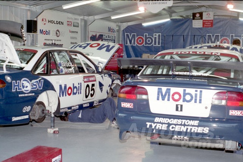 96759 - PETER BROCK / TOMAS MEZERA - Commodore VR - AMP Bathurst 1000 1996 - Photographer Marshall Cass