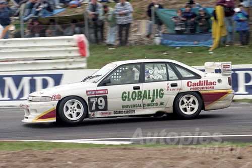 96836 - MIKE CONWAY / MILES POPE - Commodore VP - AMP Bathurst 1000 1996 - Photographer Marshall Cass