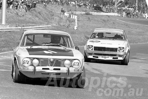 74199 - Graham Ritter, Alfa Romeo GTV - Sandown 250 8th September 1974 - Photographer Peter D'Abbs