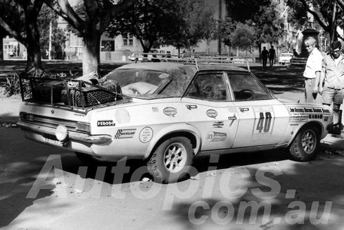 68820 - London to Sydney Marathon 1968 - D. Walker, Vauxhall Ventura