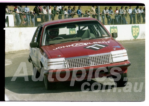 Gil Slade, Commodore - Oran Park  23rd August 1981 - Photographer Lance Ruting