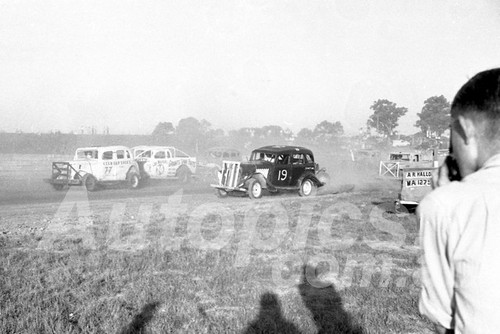 55011 - Windsor Speedway - Circa 1955 -